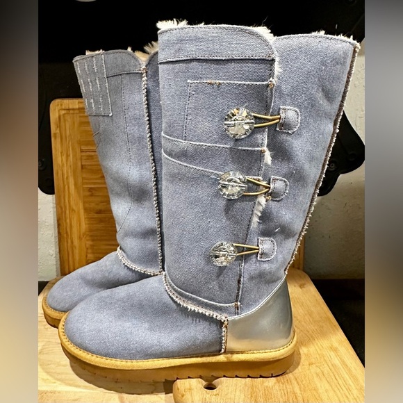 Fur-Lined Denim Booties W/ Lug Sole Round Toe, Metallic Snow Boots Low Heel - Picture 3 of 10